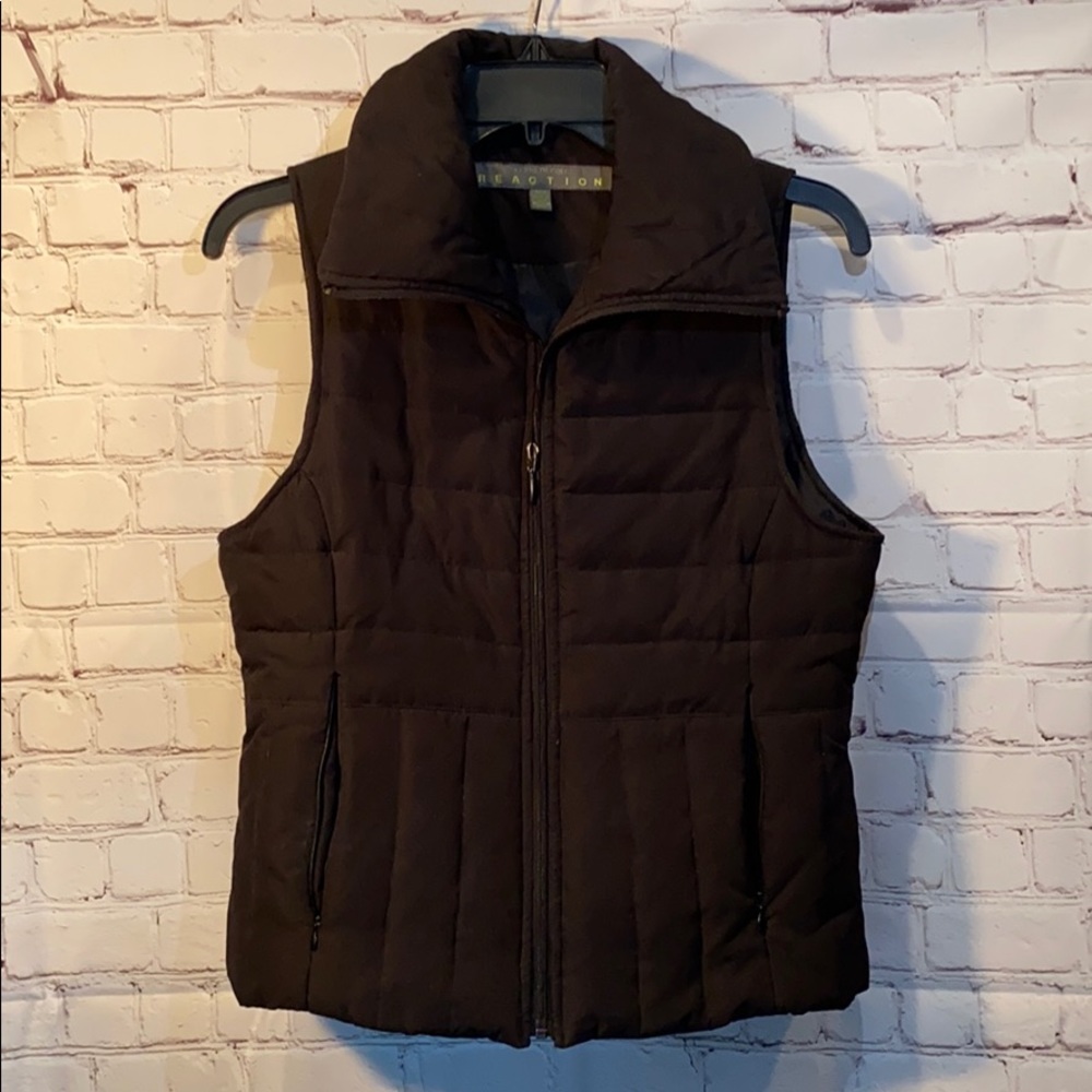 KENNETH COLE REACTION BLACK DOWN VEST SIZE SMALL